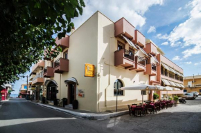 Гостиница Polydoros Hotel Apartments  Палеохора